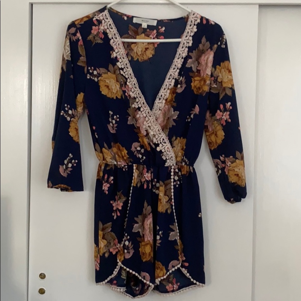 LOVE TREE PRINTED ROMPER